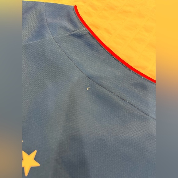 Philadelphia 76ers Jersey size Medium - Picture 7 of 7